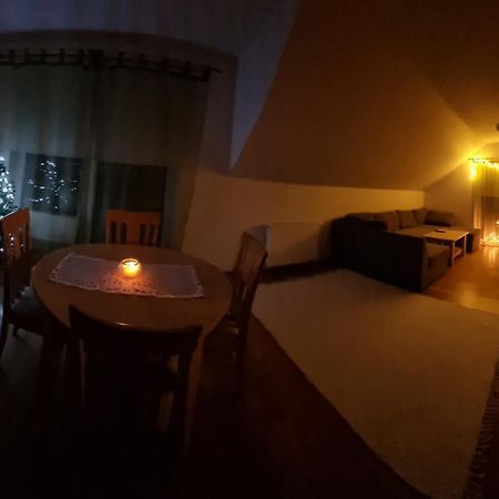 Juuli Apartament Kuressaare Buitenkant foto