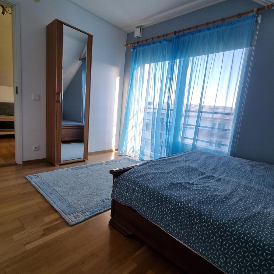 Juuli Apartament Kuressaare Buitenkant foto