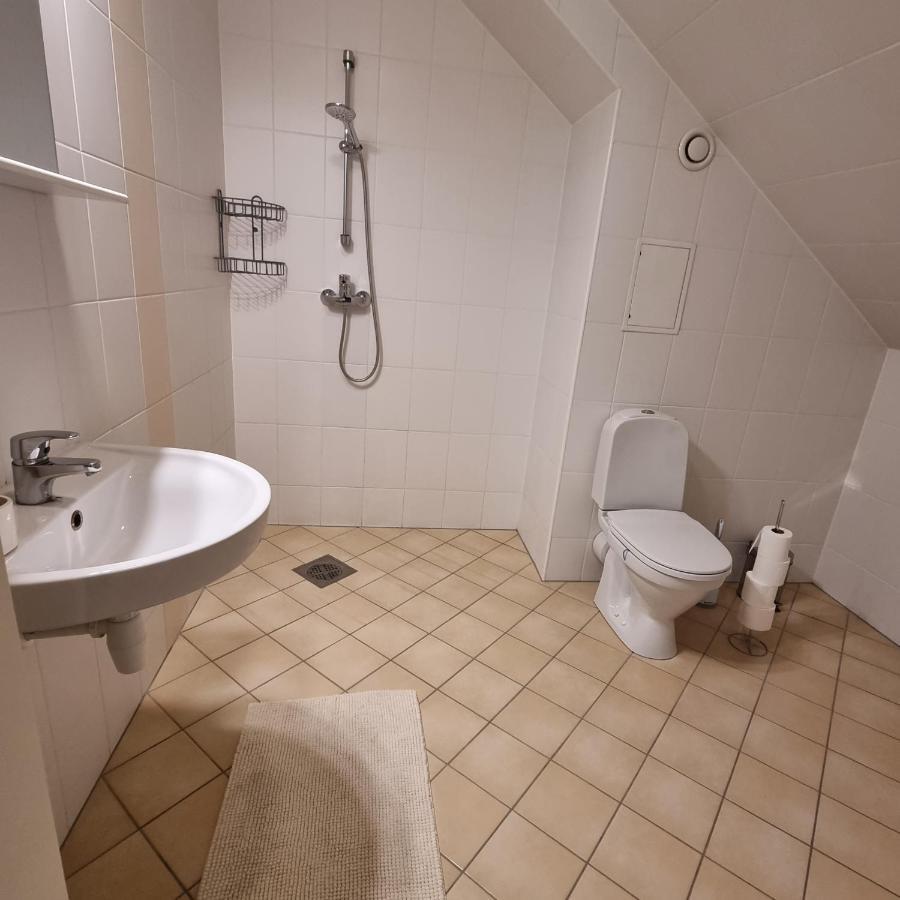 Juuli Apartament Kuressaare Buitenkant foto
